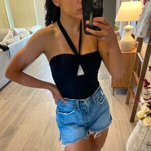 Abercrombie crop key hole halter top